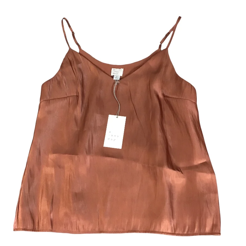 Top Sleeveless By A New Day In Brown, Size: S